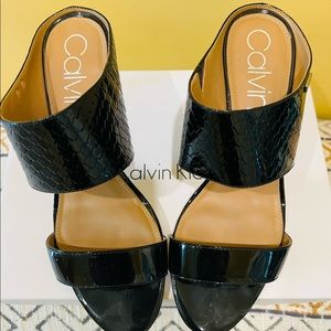 Beautiful, Sexy, Dressy Calvin Klein Sandal. Like New Condition in Box